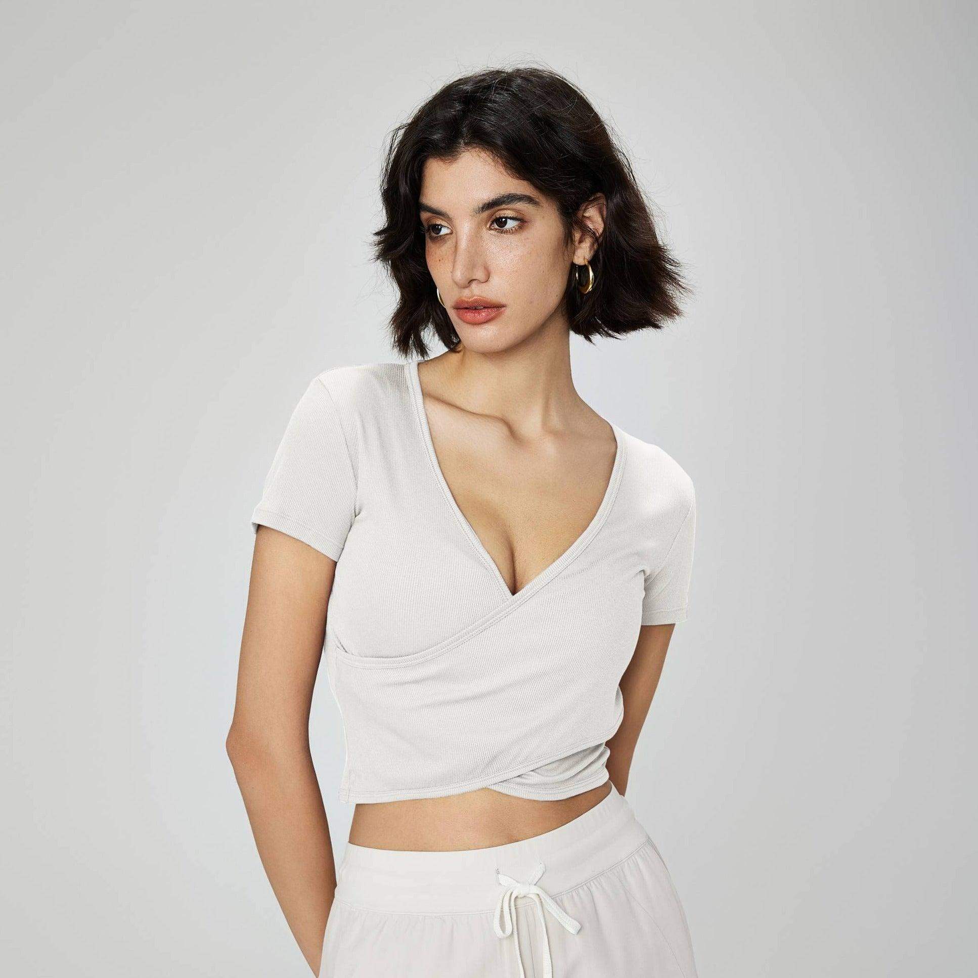 #Color_White